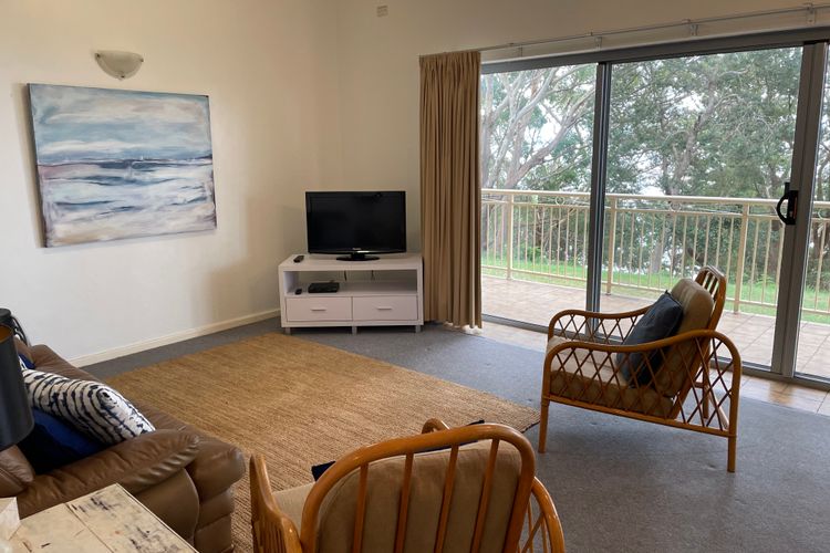 Fiddlers Green, 1/62 Magnus Street – ground floor unit close to CBD