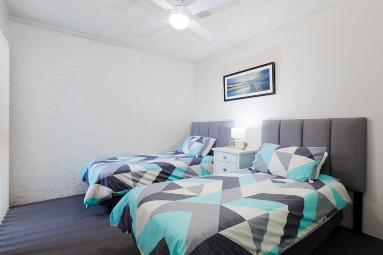 Bay Parklands, 57/2 Gowrie Ave – ground floor unit with pool, tennis court & aircon