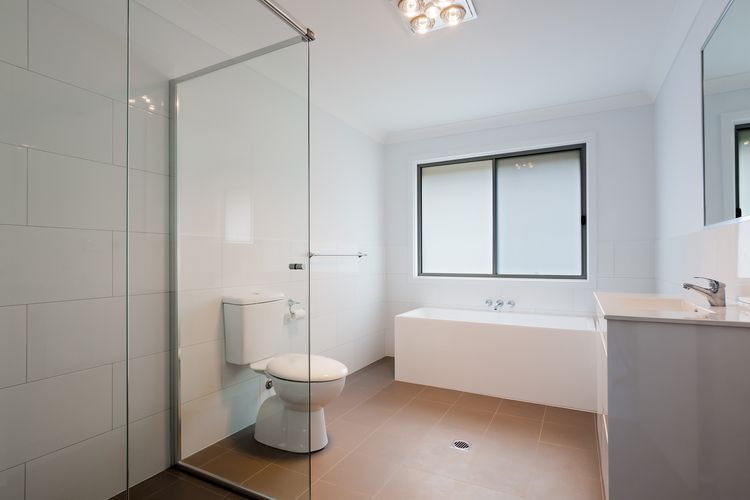 5b Bent Street – LARGE HOUSE WITH DUCTED AIR CON, WIFI & FOXTEL