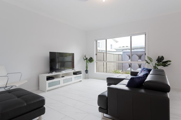 5b Bent Street – LARGE HOUSE WITH DUCTED AIR CON, WIFI & FOXTEL