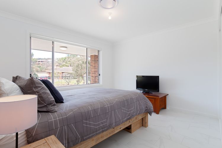 5b Bent Street – LARGE HOUSE WITH DUCTED AIR CON, WIFI & FOXTEL