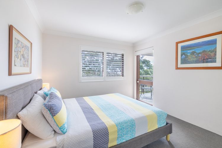 Intrepid, 6/3 Intrepid Close – right on the waterfront