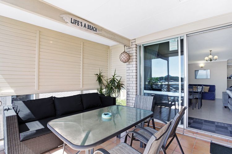 Laman Lodge, 6/15 Laman Street – Air Conditioned unit with spectacular views and free Wi-Fi