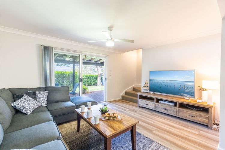 1/10 Catalina Close – so close to the water