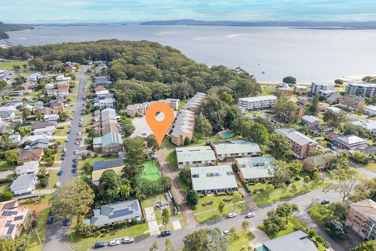 Bay Parklands, 62/2 Gowrie Avenue – WIFI, Pool, Tennis, Water Views & Aircon