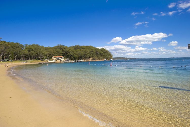 Bay Parklands, 62/2 Gowrie Avenue – WIFI, Pool, Tennis, Water Views & Aircon