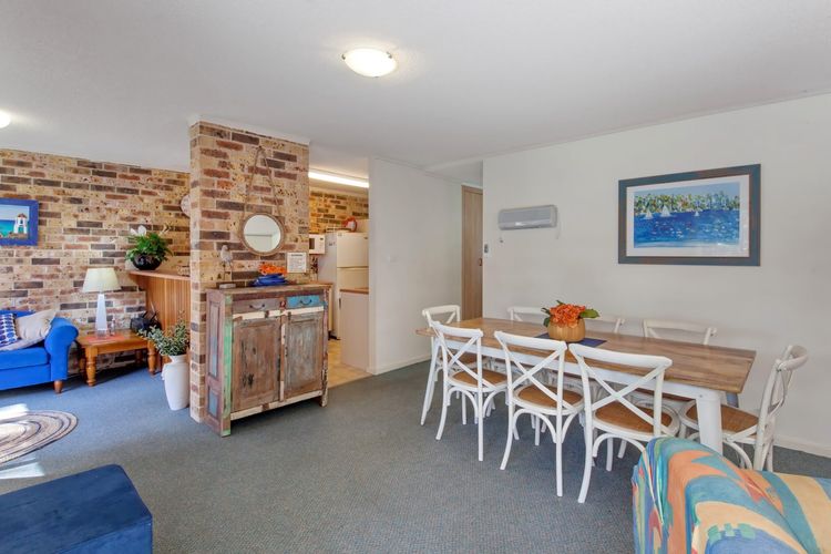 Bay Parklands, 62/2 Gowrie Avenue – WIFI, Pool, Tennis, Water Views & Aircon