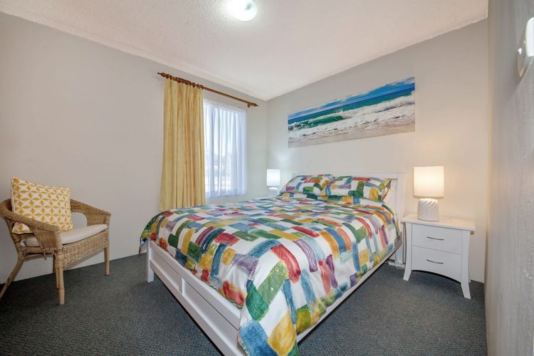 Bay Parklands, 62/2 Gowrie Avenue – WIFI, Pool, Tennis, Water Views & Aircon