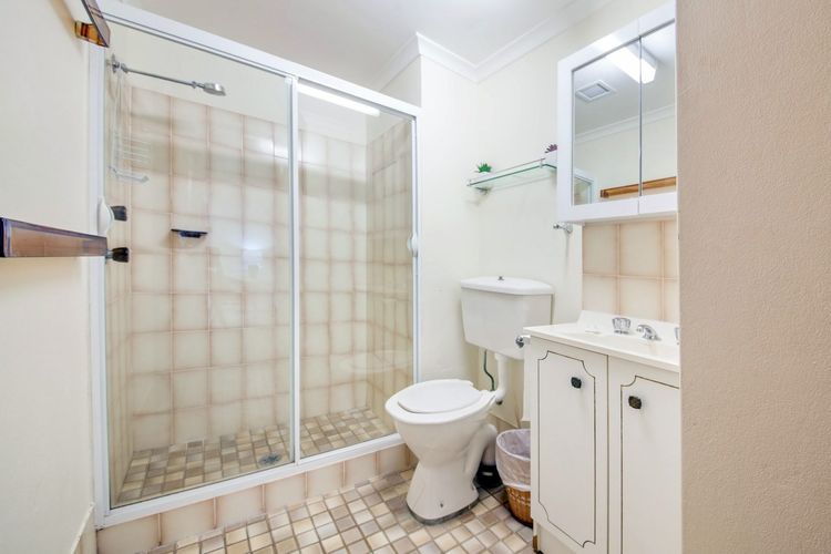 Bay Parklands, 62/2 Gowrie Avenue – WIFI, Pool, Tennis, Water Views & Aircon