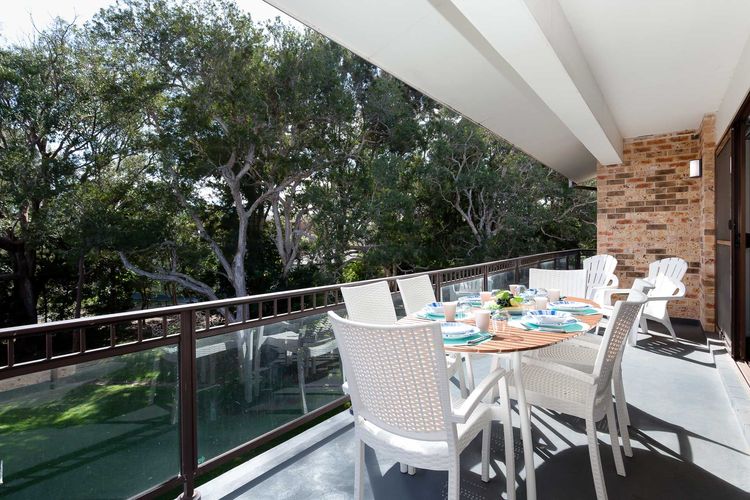 Bay Parklands, 68/2 Gowrie Ave – Fully ducted aircon, wifi, pool, tennis court, communal spa