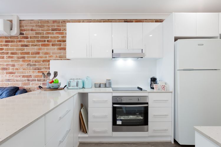 Bay Parklands, 68/2 Gowrie Ave – Fully ducted aircon, wifi, pool, tennis court, communal spa