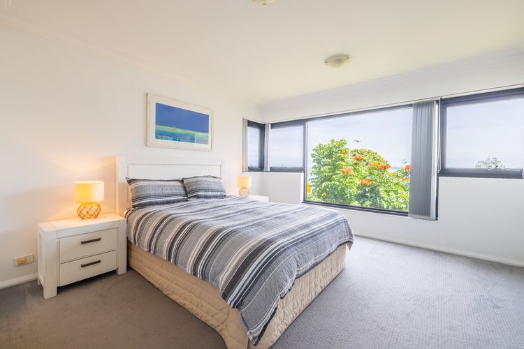 Florentine, 7/11 Columbia Close – wifi, air conditioned unit with fantastic views of Little Beach