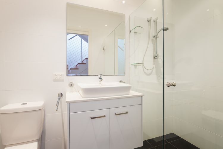 Main Bathroom