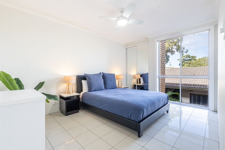 The Crest, 7/6-8 Tomaree RD – Stunning unit with Spectacular Water Views