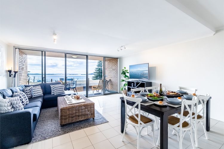 The Crest, 7/6-8 Tomaree RD – Stunning unit with Spectacular Water Views