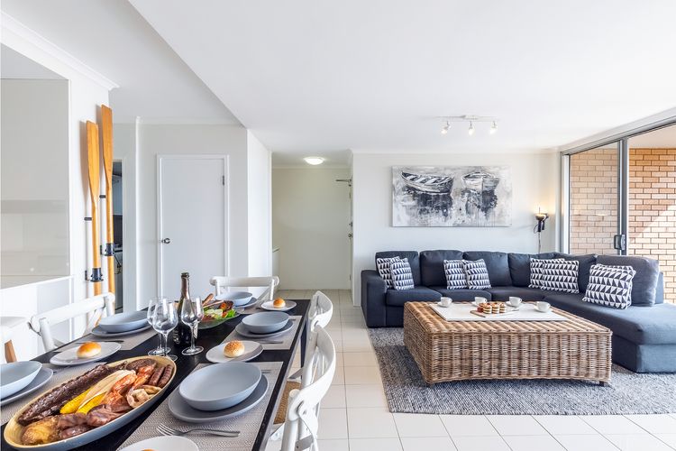 The Crest, 7/6-8 Tomaree RD – Stunning unit with Spectacular Water Views