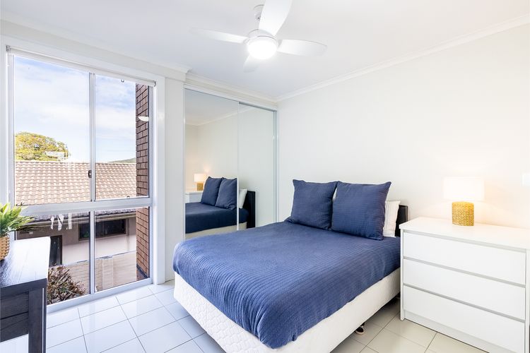 The Crest, 7/6-8 Tomaree RD – Stunning unit with Spectacular Water Views