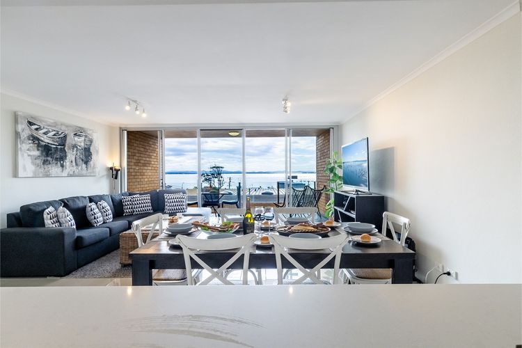 The Crest, 7/6-8 Tomaree RD – Stunning unit with Spectacular Water Views