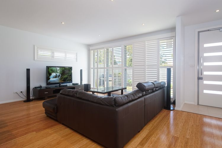 7a Judith Street – stunning duplex with ducted air conditioning