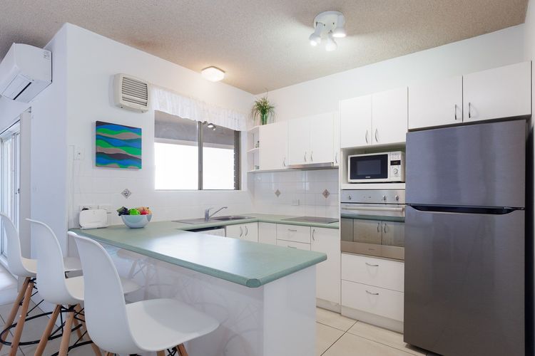 Kiah, 8/53 Victoria Parade – Stunning water views, WIFI & Air Con