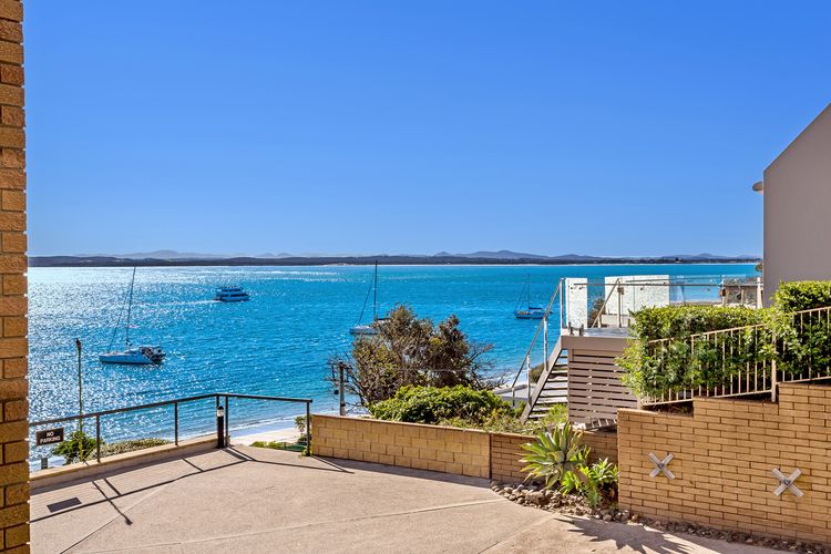 Kiah, 8/53 Victoria Parade – Stunning water views, WIFI & Air Con