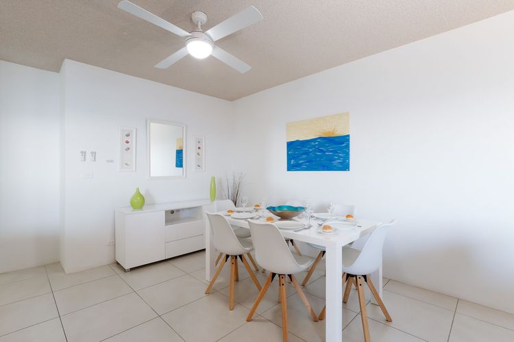 Kiah, 8/53 Victoria Parade – Stunning water views, WIFI & Air Con