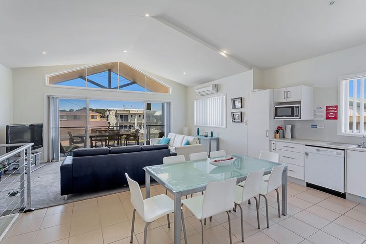 1/32 Ocean Avenue – three bedrooms, three bathrooms, air con, boat parking & water views