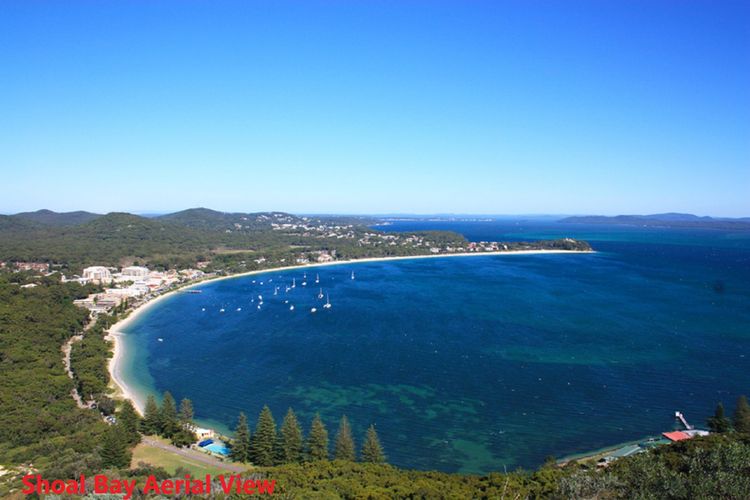 Shoal Bay Beach Apartments, 9/2 Shoal Bay Road, air conditioning, complex swimming pool and lift