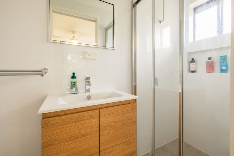 1/8 Christmas Bush Avenue – 230m to Dutchies beach