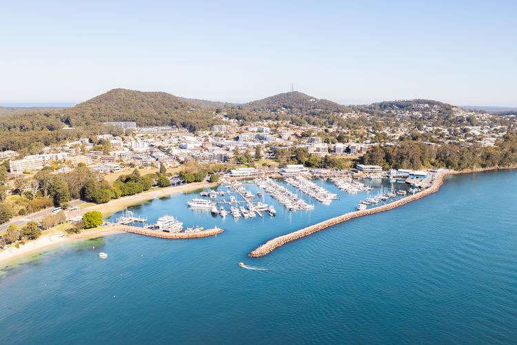 1/8 Christmas Bush Avenue – 230m to Dutchies beach