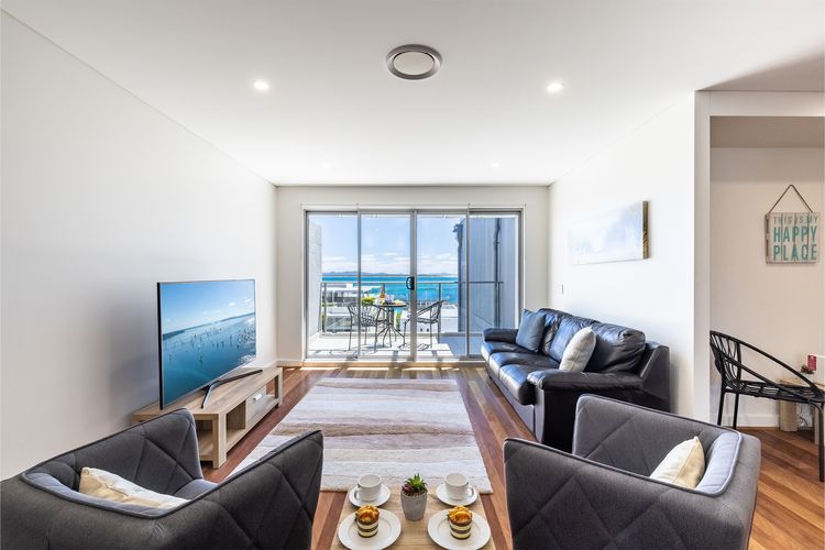 The Shoal, 503/4-8 Bullecourt Street – Avra Seabreeze – views, linen,lift and air con