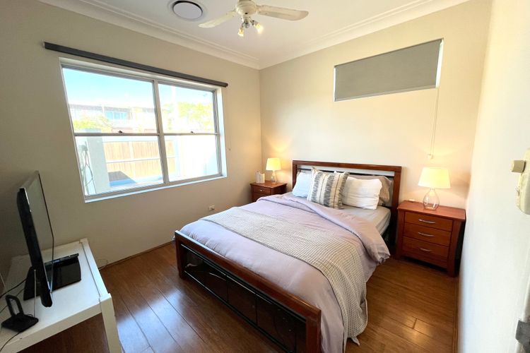 Banyan, 14 Montevideo Parade – Spacious pet friendly property with air con and WiFi