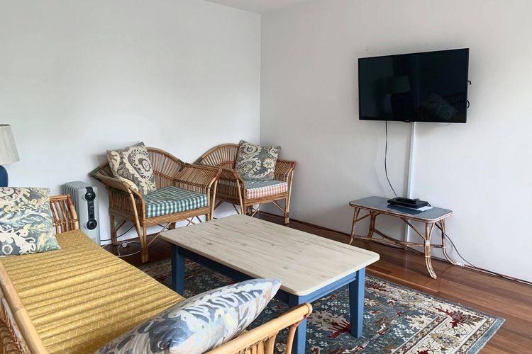 Barefoot, 7/44 Marine Drive – Fabulous Fingal Bay