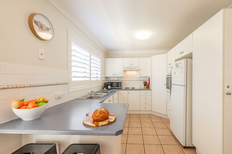 1/94 Rocky Point Rd – Duplex with Aircon, WIFI and Short Walk To The Sports Club