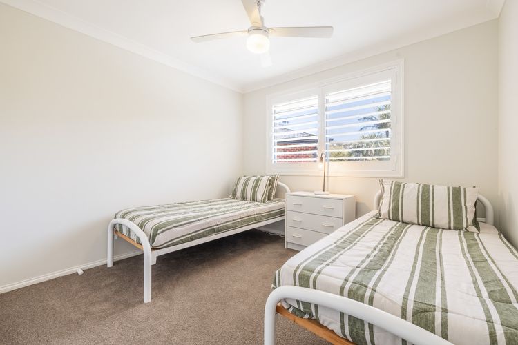 1/94 Rocky Point Rd – Duplex with Aircon, WIFI and Short Walk To The Sports Club