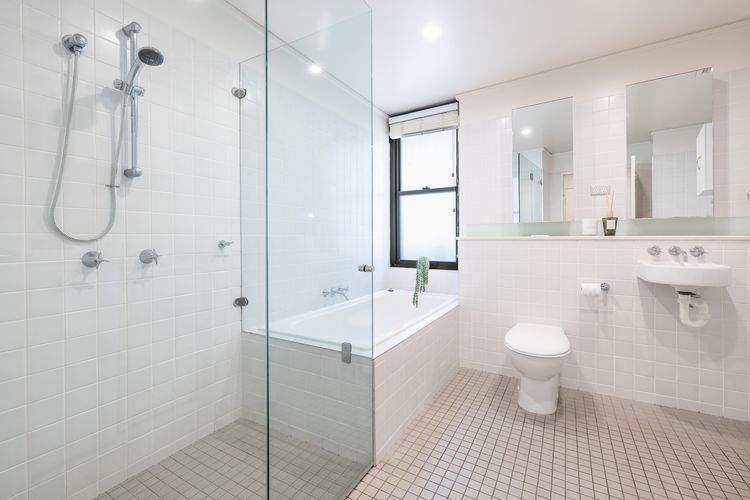 Beach View At One Mile, 8/26 One Mile Close – Views, Infinity complex pool & Wi-Fi