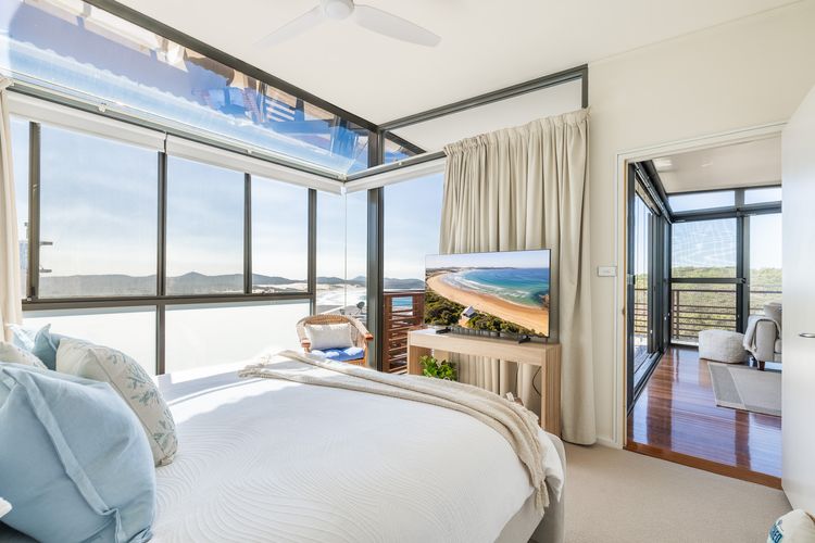 Beach View At One Mile, 8/26 One Mile Close – Views, Infinity complex pool & Wi-Fi