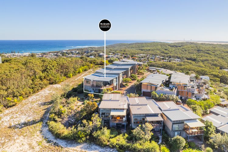 Beach View At One Mile, 8/26 One Mile Close – Views, Infinity complex pool & Wi-Fi