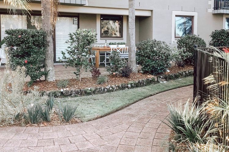 Carindale, 10/19 Dowling Street – Ground floor unit close to pool and tennis court, Wi-Fi, foxtel, linen and bed making supplied