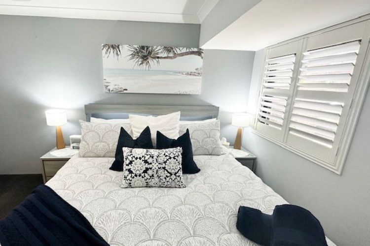 Carindale, 10/19 Dowling Street – Ground floor unit close to pool and tennis court, Wi-Fi, foxtel, linen and bed making supplied