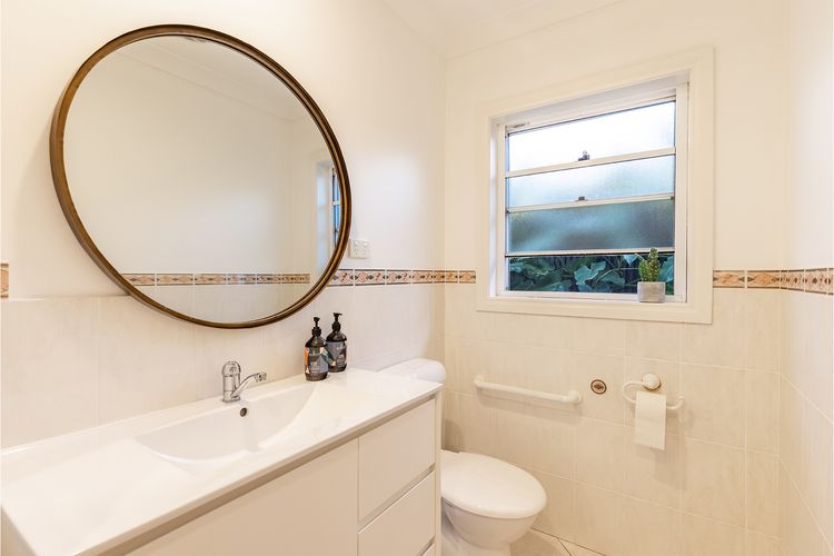 Celeste, 26 Bonito Street – Tranquil, Stylish & Pet friendly