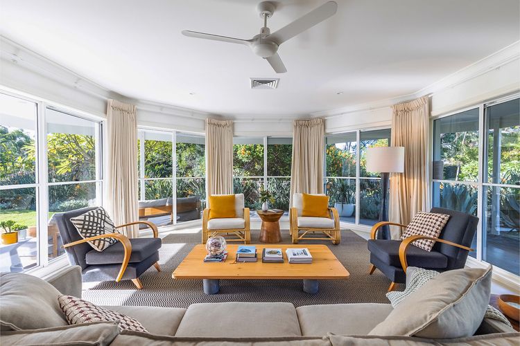 Celeste, 26 Bonito Street – Tranquil, Stylish & Pet friendly