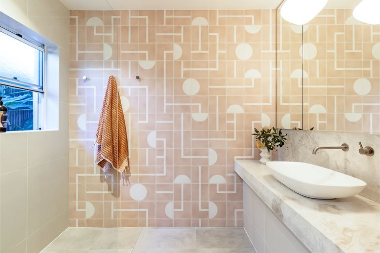 Celeste, 26 Bonito Street – Tranquil, Stylish & Pet friendly