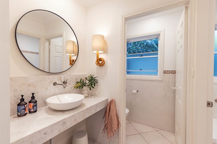 Celeste, 26 Bonito Street – Tranquil, Stylish & Pet friendly