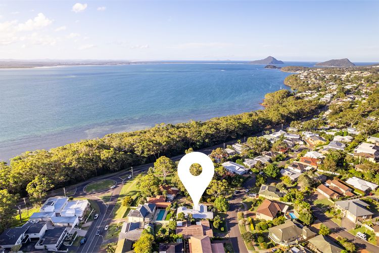 Celeste, 26 Bonito Street – Tranquil, Stylish & Pet friendly