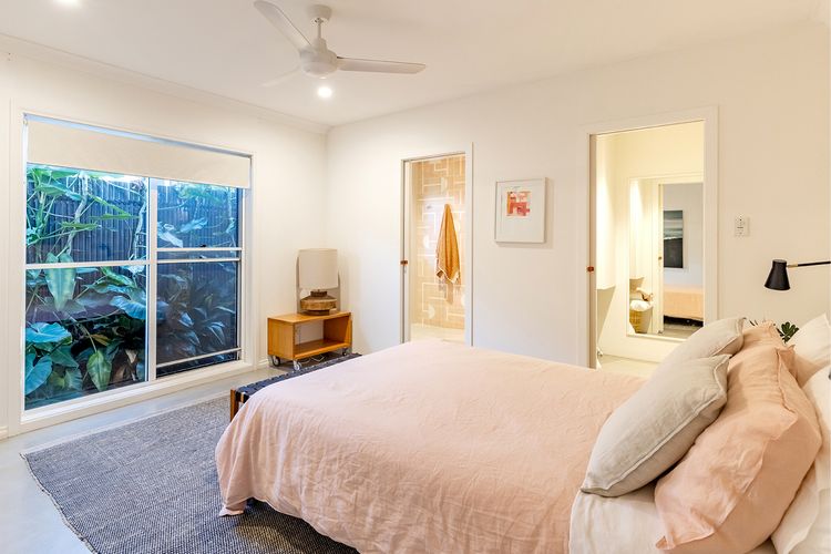 Celeste, 26 Bonito Street – Tranquil, Stylish & Pet friendly