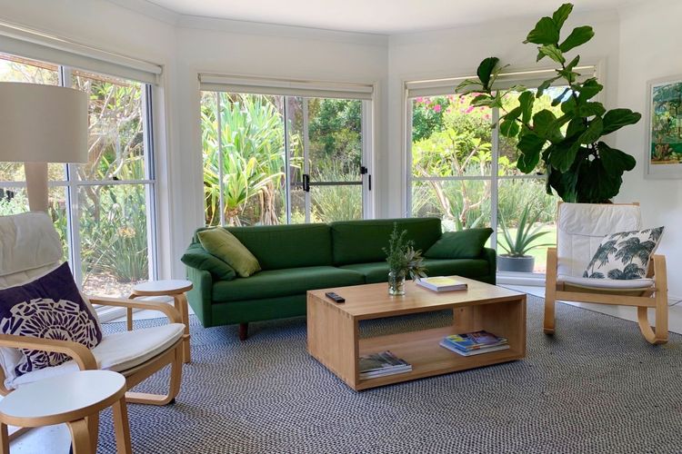 Celeste, 26 Bonito Street – Tranquil, Stylish & Pet friendly