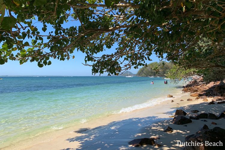 Celeste, 26 Bonito Street – Tranquil, Stylish & Pet friendly