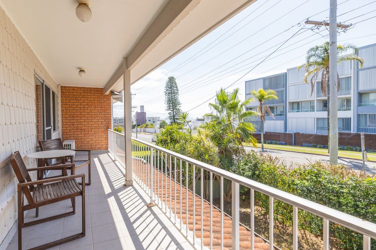 Bushmans, 9/24 Tomaree Street – Spacious townhouse with air conditioning and close to Nelson Bay Town Centre
