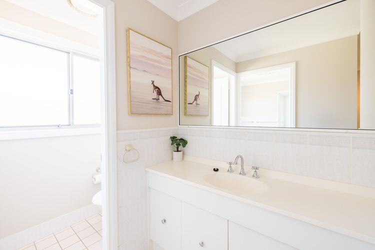 Bushmans, 9/24 Tomaree Street – Spacious townhouse with air conditioning and close to Nelson Bay Town Centre